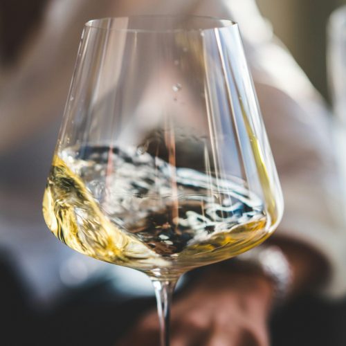 The Art of Pairing Wine and Food
